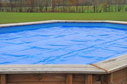Familypool solfolie bubbeltäcke sommartäcke